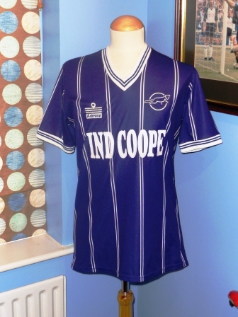 1254170978August%2009%20shirts%202%20029.JPG